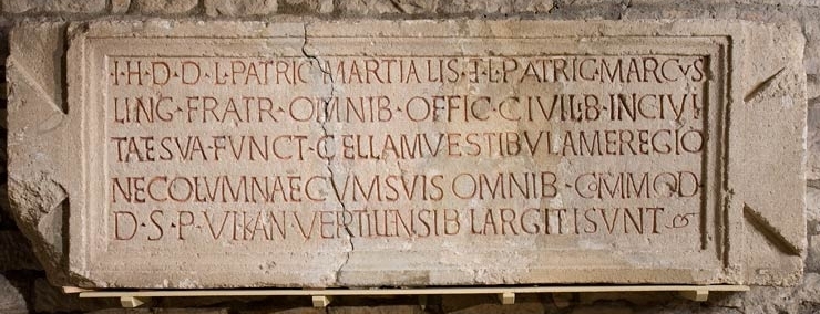 Textes Graves Dans L Antiquite Musee Et Patrimoine Dijon